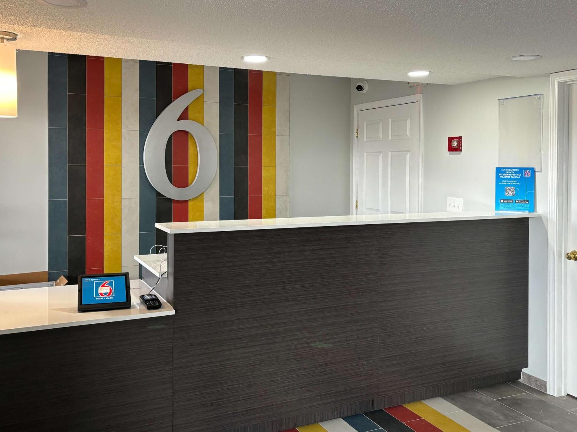Motel 6 Richmond, Ky Eku Campus Area Exterior photo